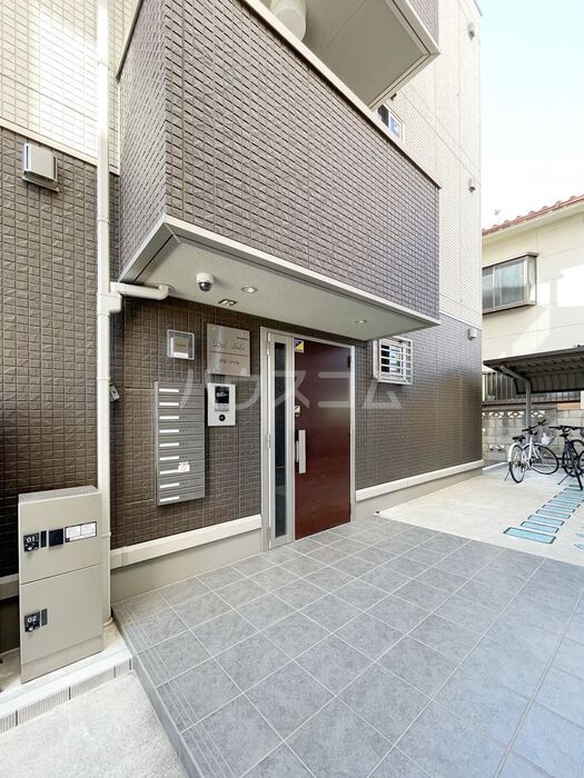 29/30 エントランス