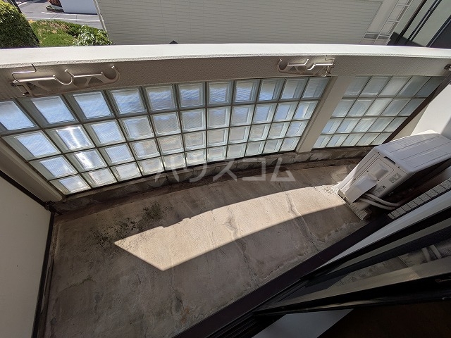 17/28 バルコニー