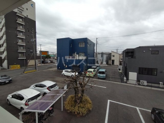 26/30 駐車場