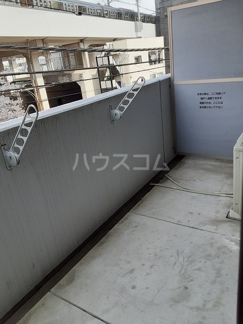 19/30 バルコニー