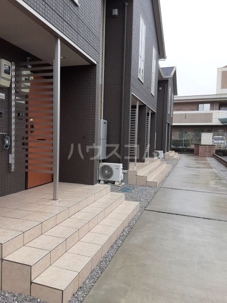 6/25 玄関