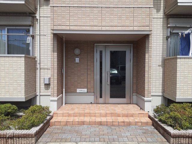 2/8 エントランス