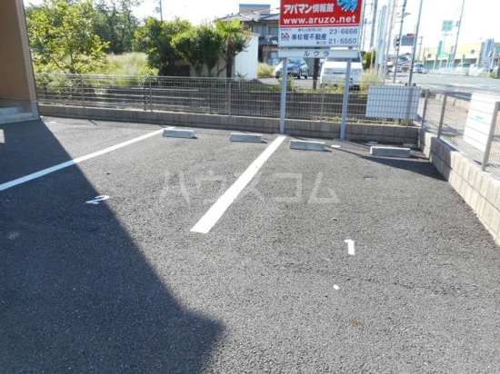2/8 駐車場