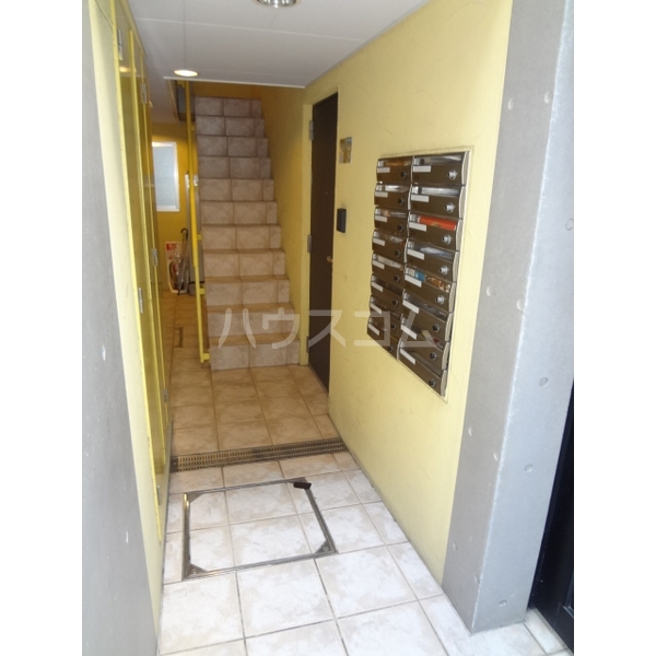 2/13 エントランス