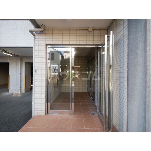 2/11 エントランス