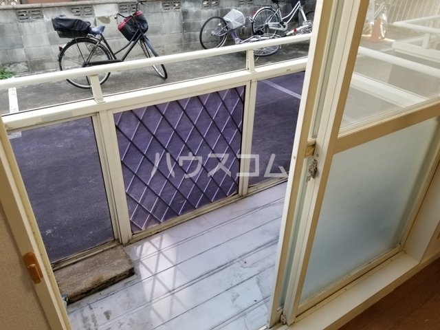 13/21 バルコニー