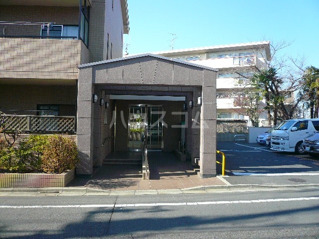 2/8 エントランス