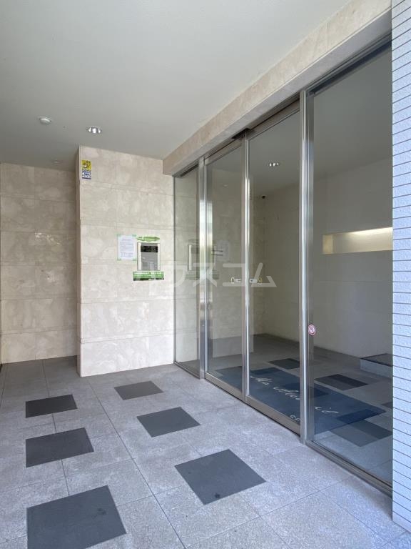 2/7 エントランス