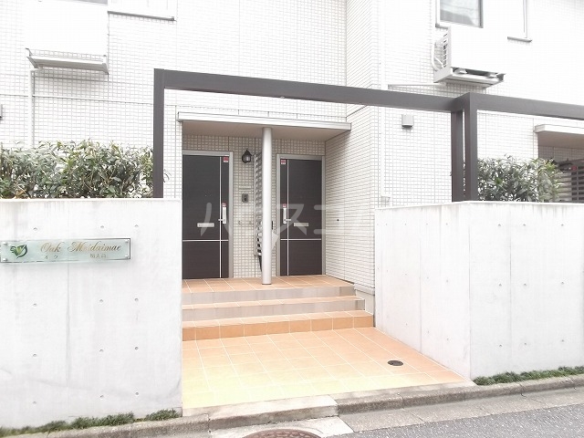 14/20 エントランス