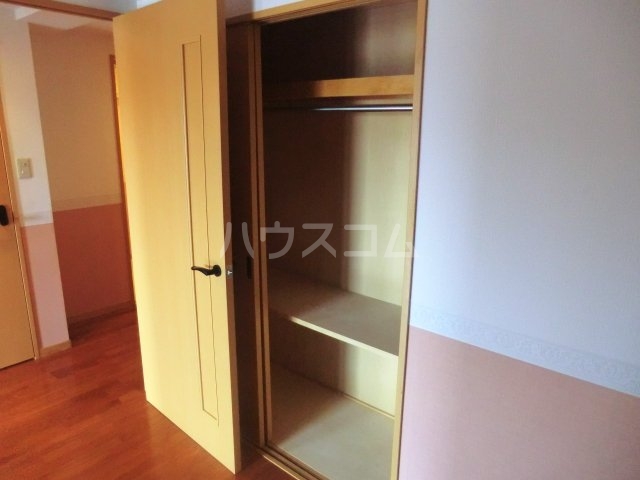 13/30 収納
