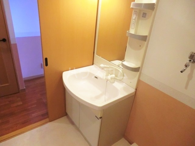 18/30 洗面