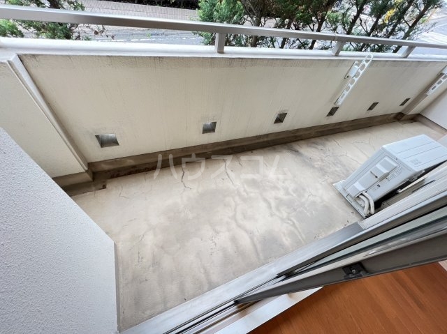 15/28 バルコニー