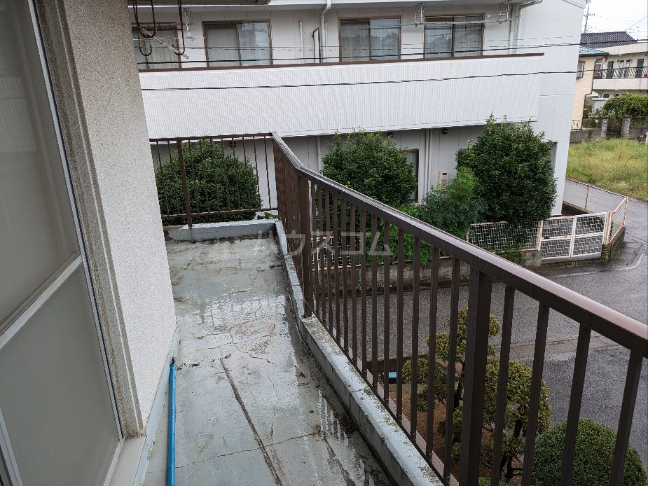 23/28 バルコニー