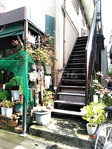 21/29 エントランス