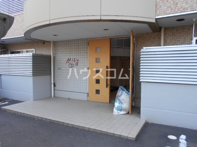 18/20 エントランス