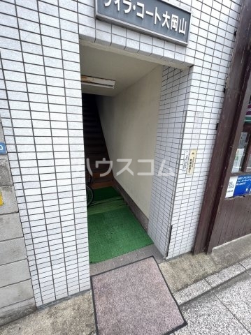 22/30 エントランス