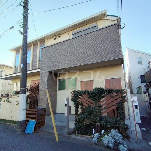 14/18 エントランス