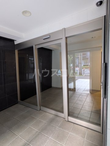 20/29 エントランス