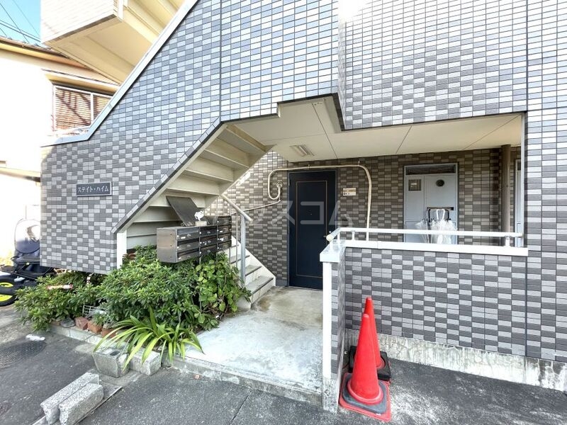 2/6 エントランス