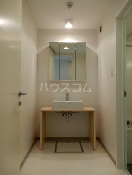 15/30 洗面