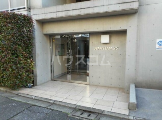 2/3 エントランス