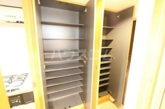 15/21 エントランス