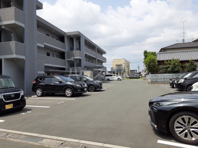 29/30 駐車場
