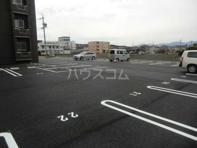 20/25 駐車場