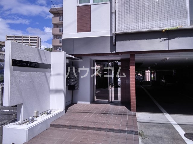 16/25 エントランス