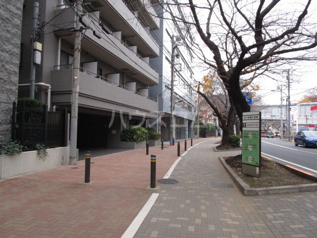 15/19 エントランス