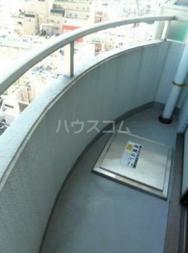 13/20 バルコニー