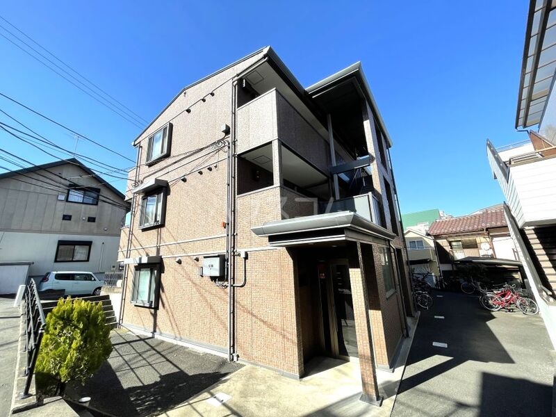 18/18 エントランス