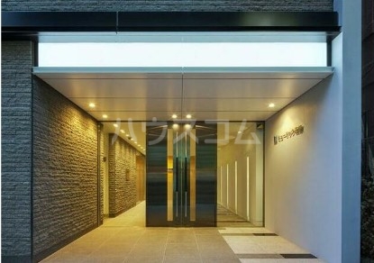 2/3 エントランス