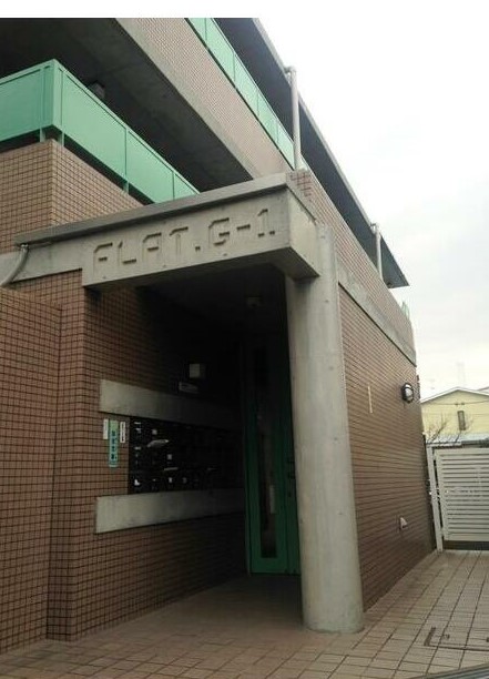 15/25 エントランス