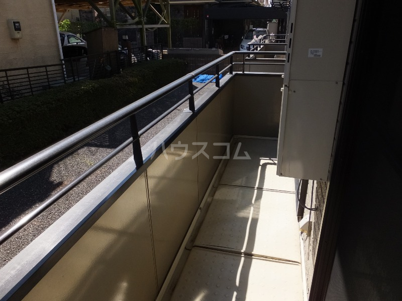 13/21 バルコニー