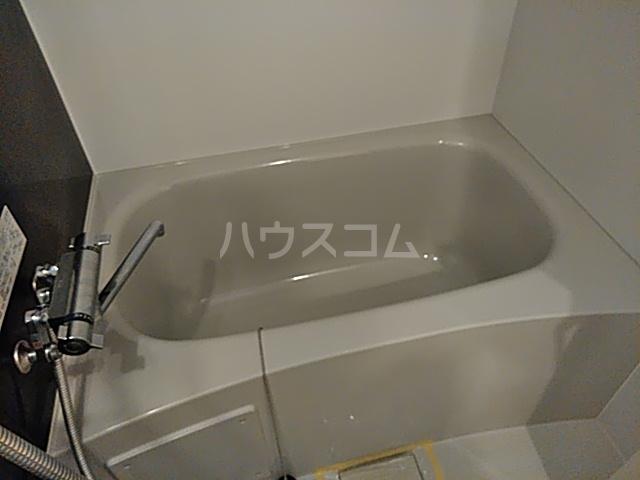 14/30 浴室