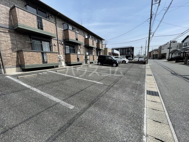 2/10 駐車場