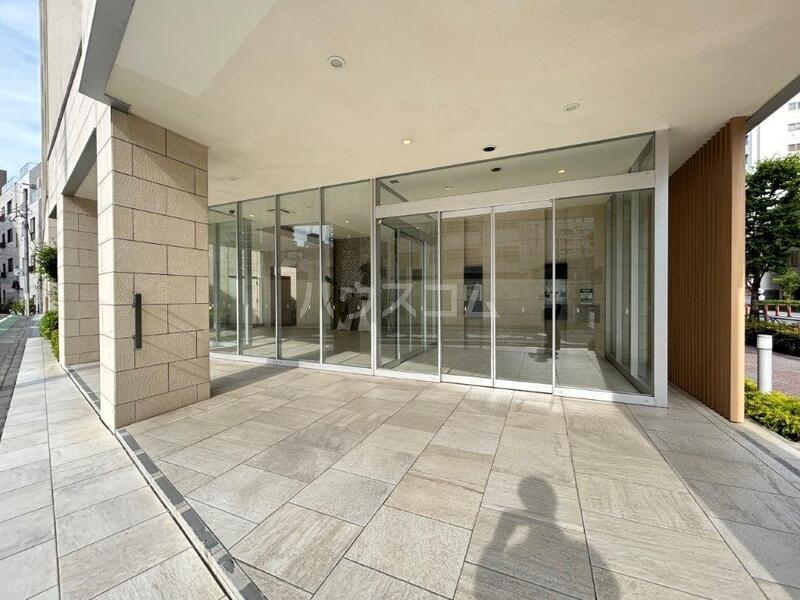 15/24 エントランス