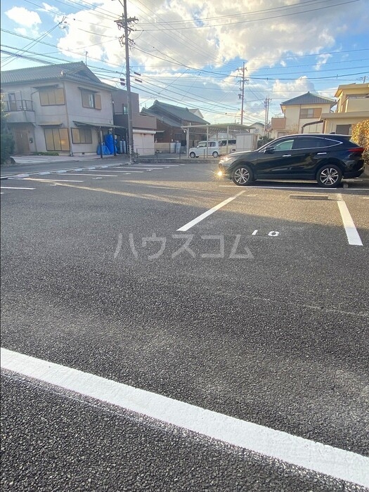 25/30 駐車場