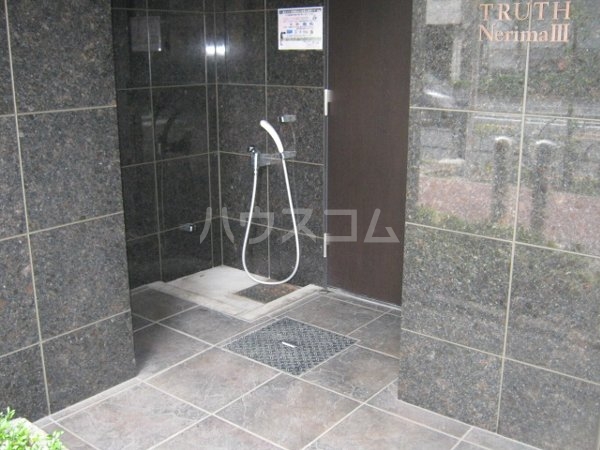 2/3 エントランス