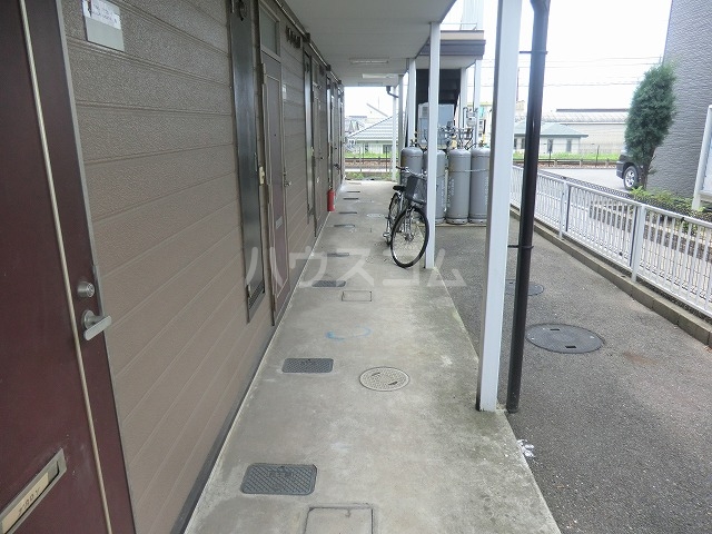 22/30 エントランス