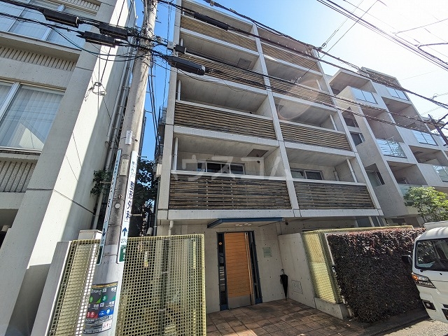 2/30 外観