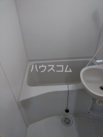 13/26 浴室