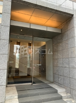 16/22 エントランス