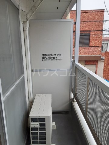 19/25 バルコニー