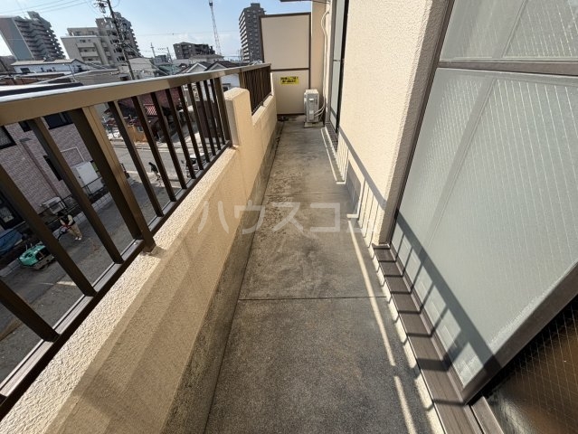 19/30 バルコニー