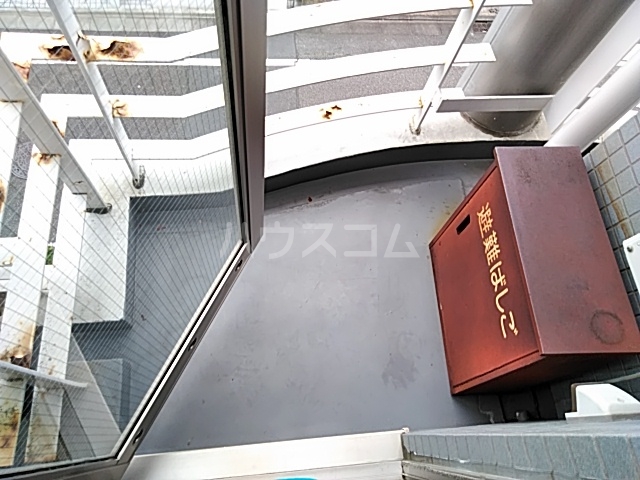 19/30 バルコニー