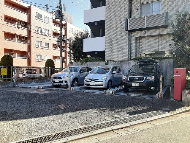 29/30 駐車場