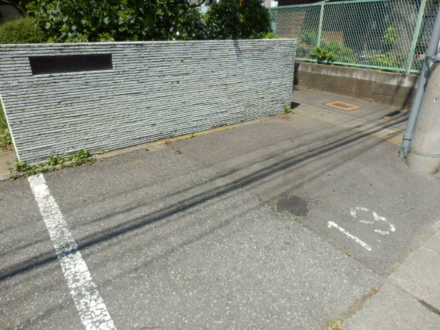 4/9 駐車場