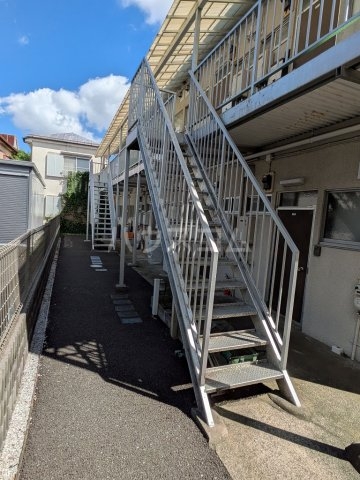 15/22 エントランス